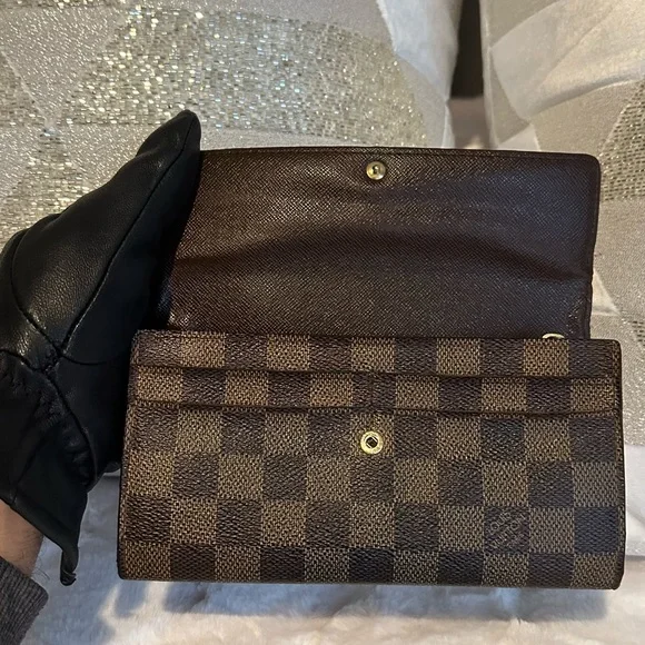 Louis Vuitton Long Wallet Portefeuille Sarah Browns Damier